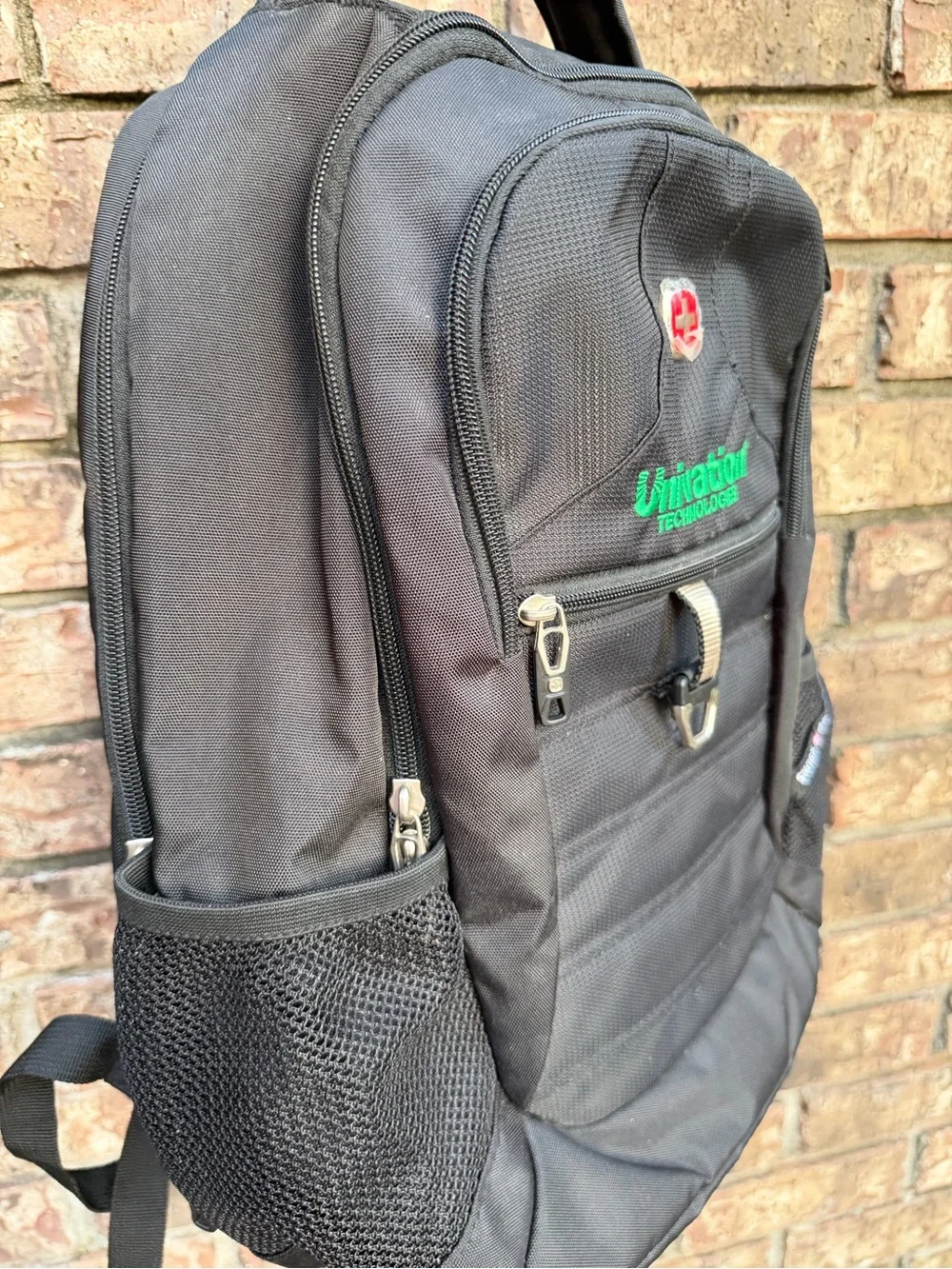 SwissGear Black Laptop Backpack – Univation Technologies – Excellent Condition